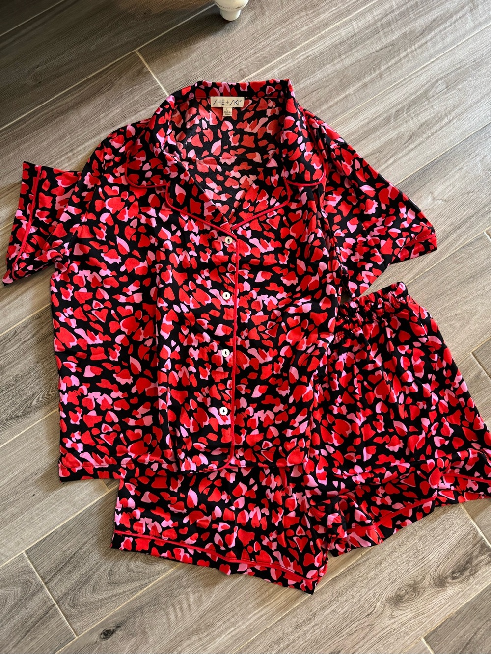 She + Sky Black Red Pink Heart-Print Pajama Set